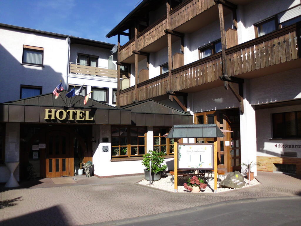 Hotel-Restaurant Zum Schwalbennest Alsfeld Dış mekan fotoğraf